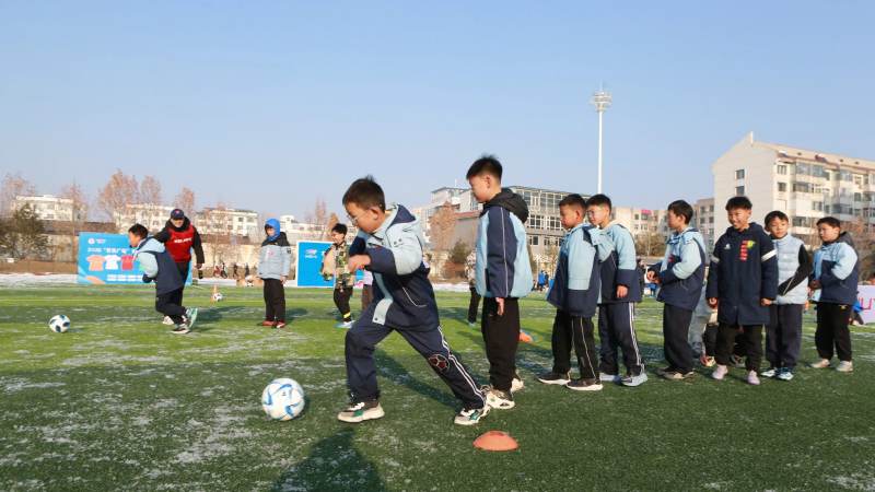 欧冠决赛时间怎么查?官方赛程与开球时间换算指南